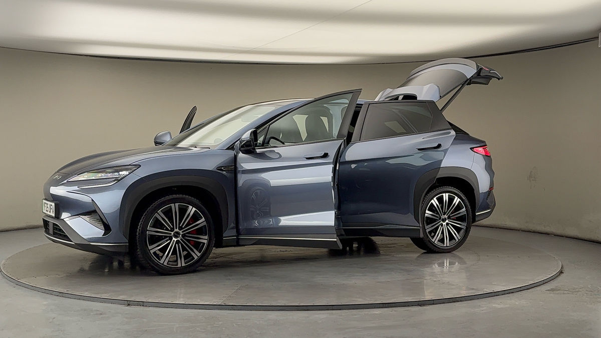 More views of BYD Sealion 7