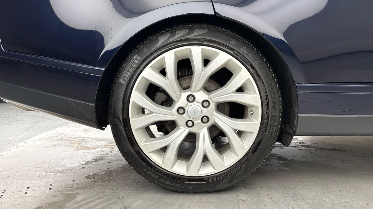 Land Rover Range Rover Image 10