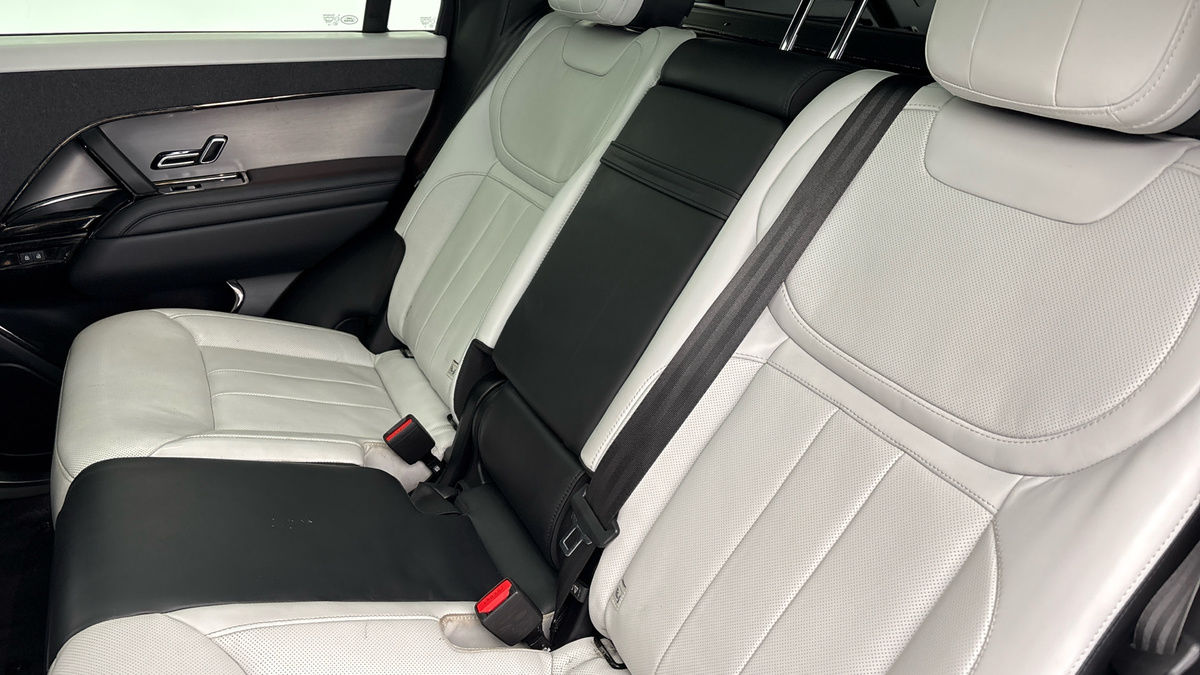 Land Rover Range Rover Sport Image 8