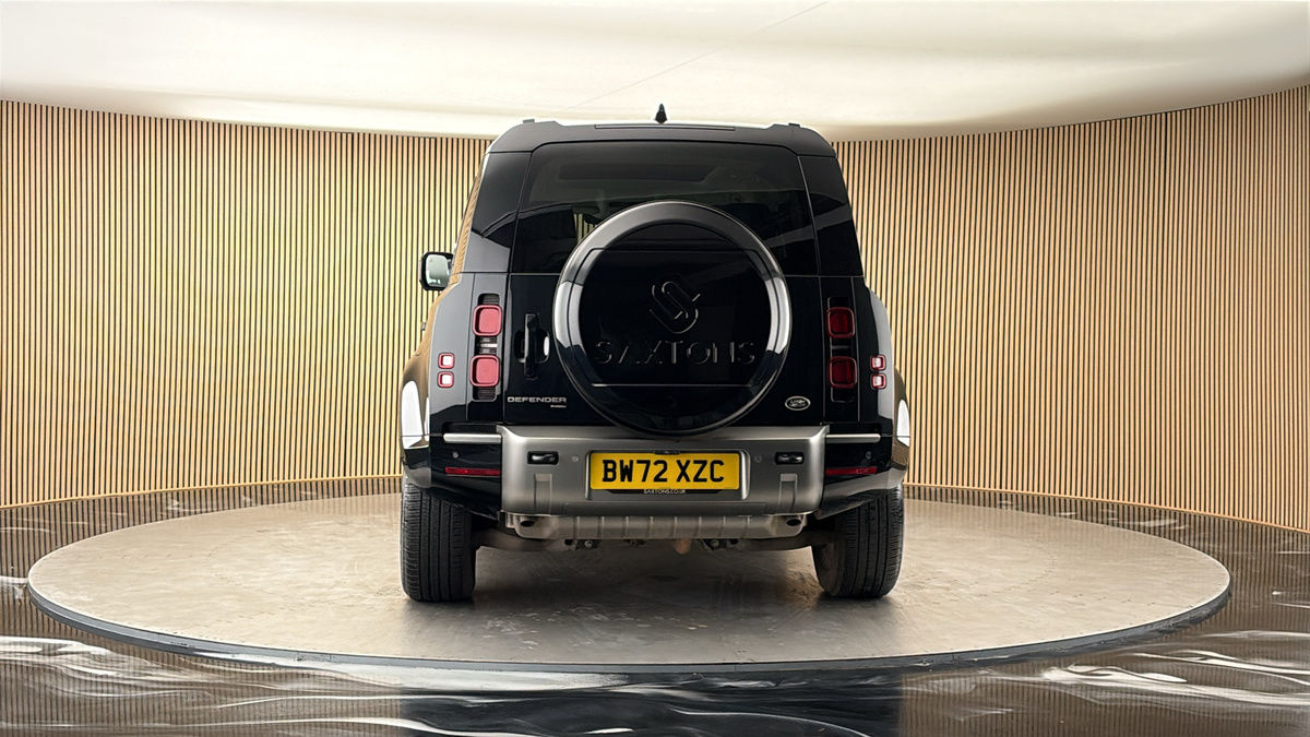More views of Land Rover Defender 110