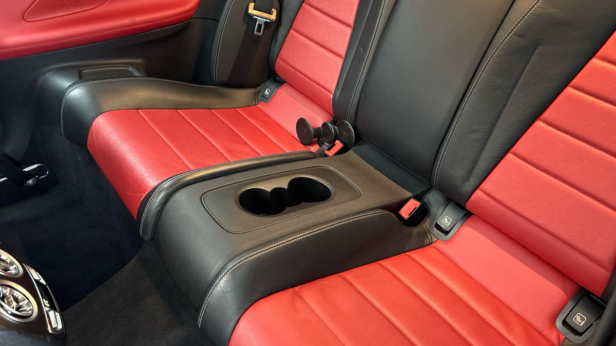 Mercedes-Benz E Class Image 9