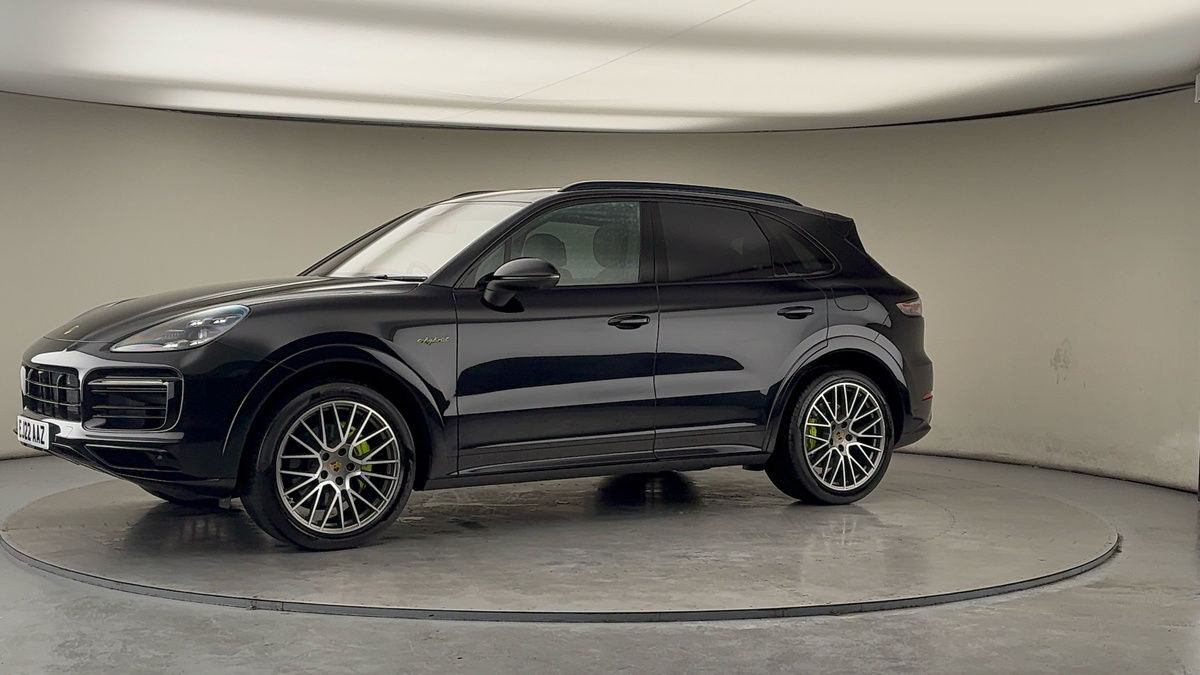 More views of Porsche Cayenne