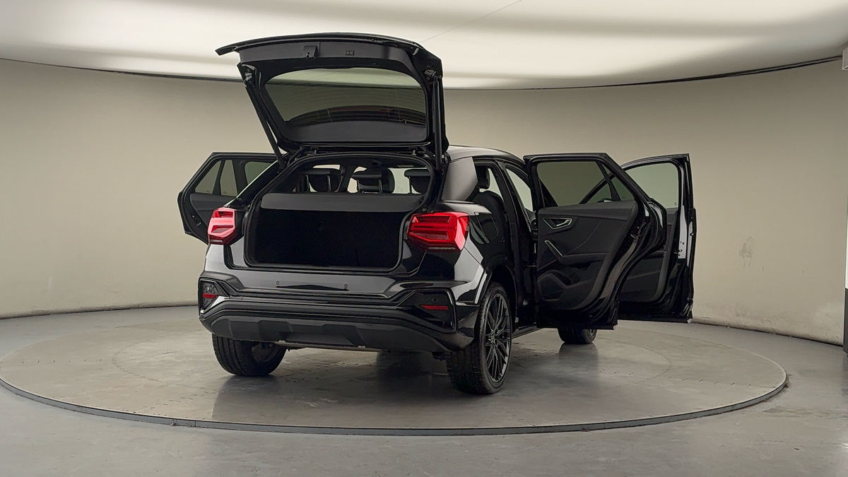 More views of Audi Q2