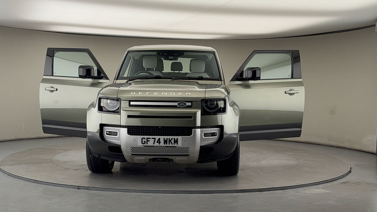 More views of Land Rover Defender 90