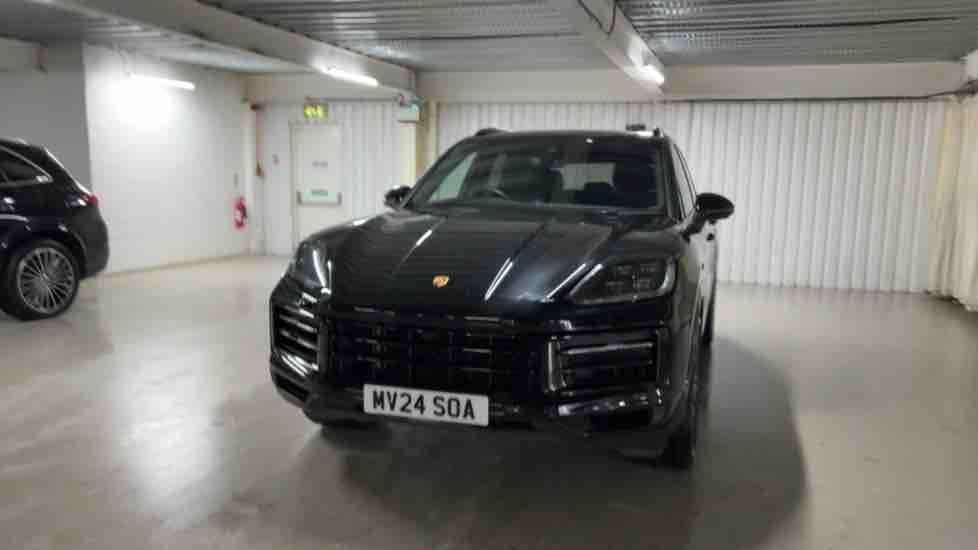 More views of Porsche Cayenne