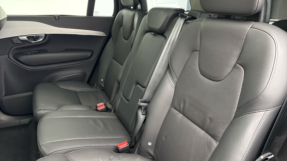 Volvo XC90 Image 8