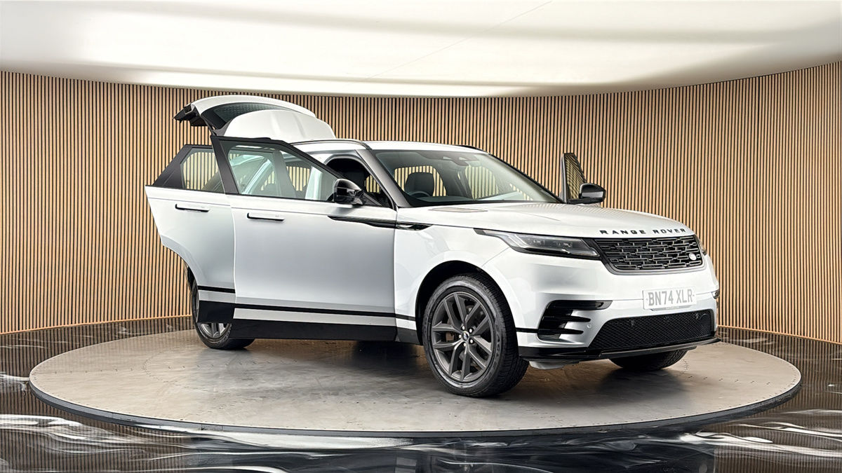 More views of Land Rover Range Rover Velar