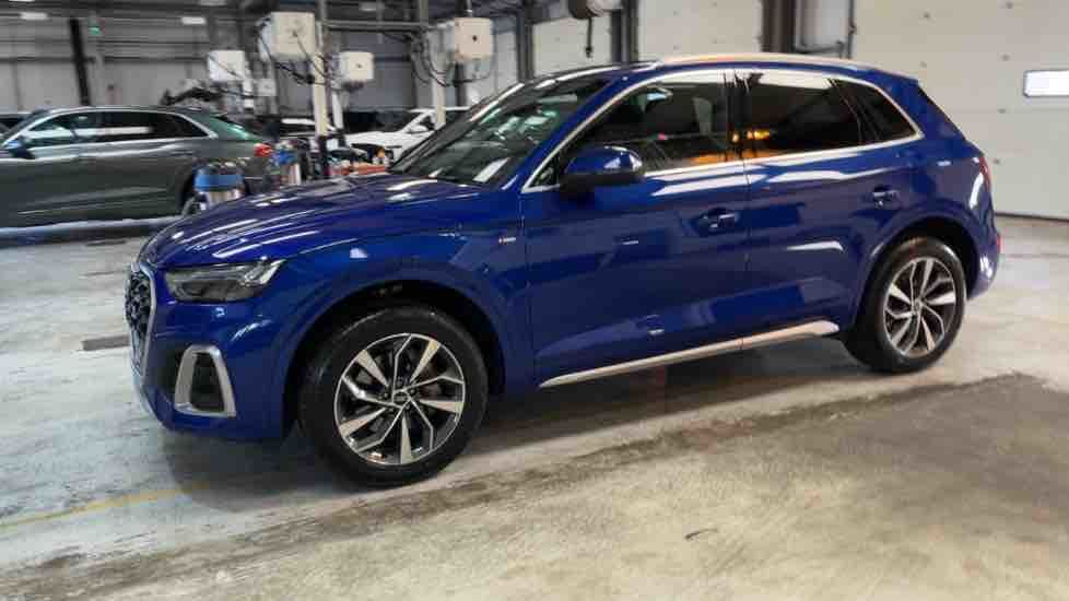 More views of Audi Q5
