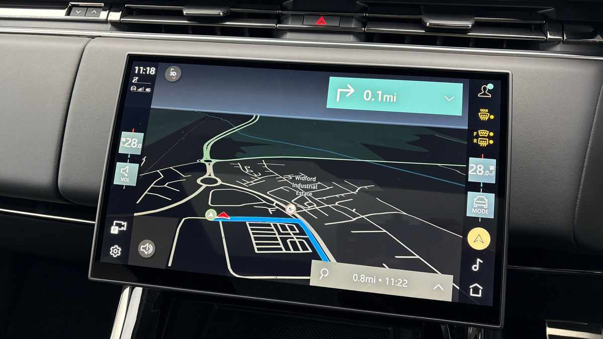 Land Rover Range Rover Sport Image 17