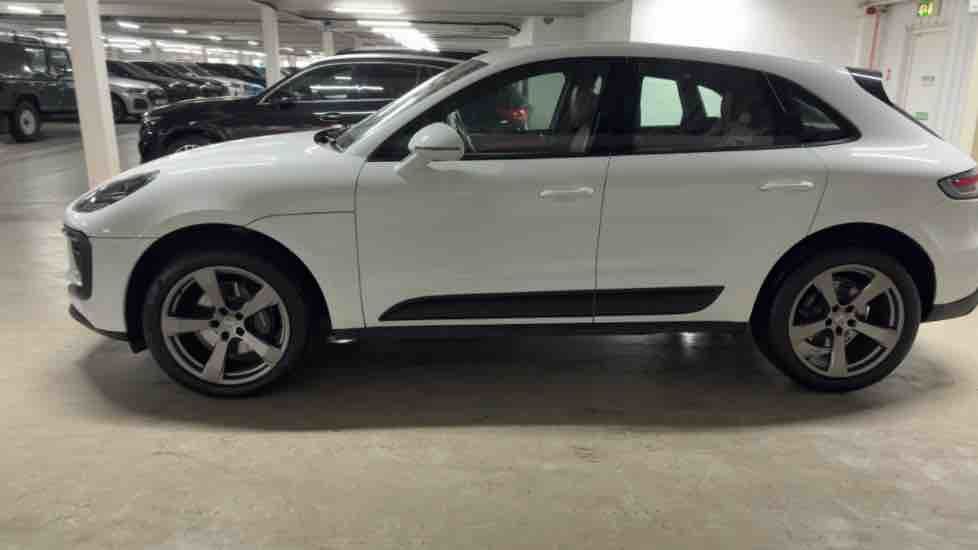 More views of Porsche Macan