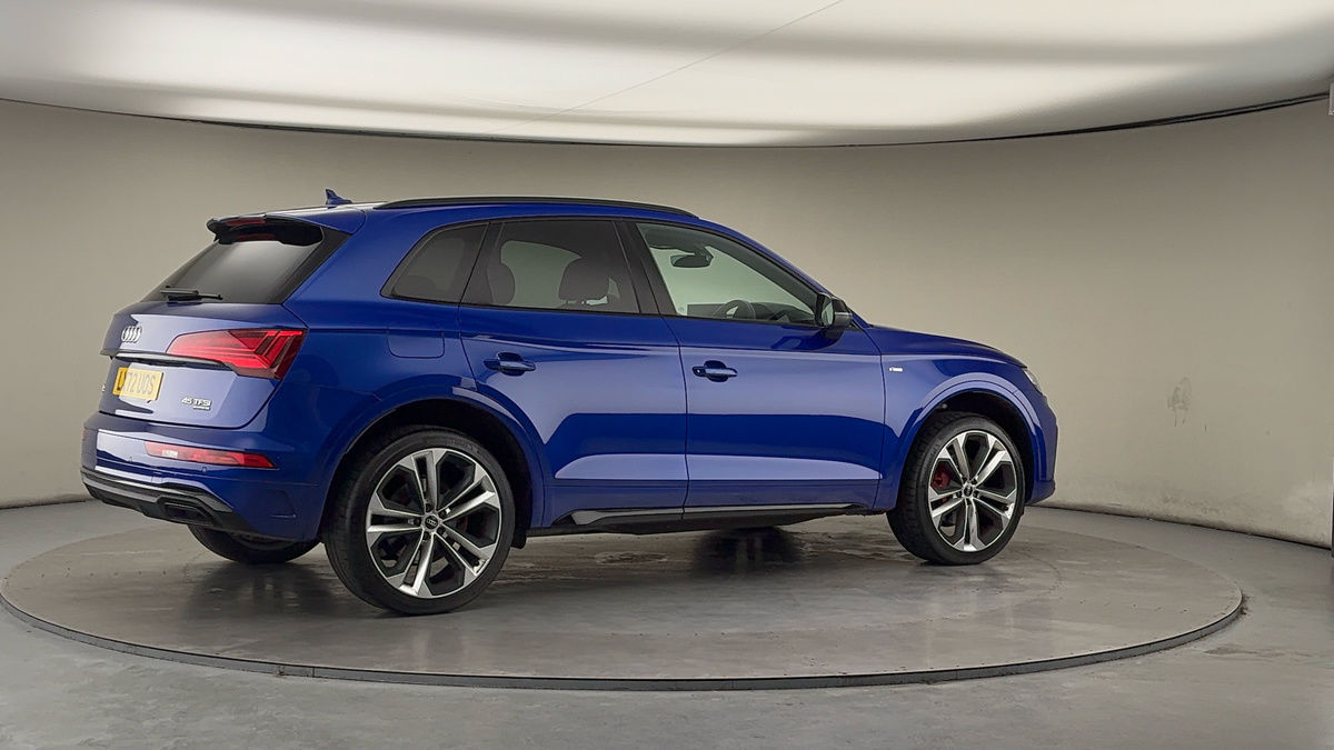 More views of Audi Q5