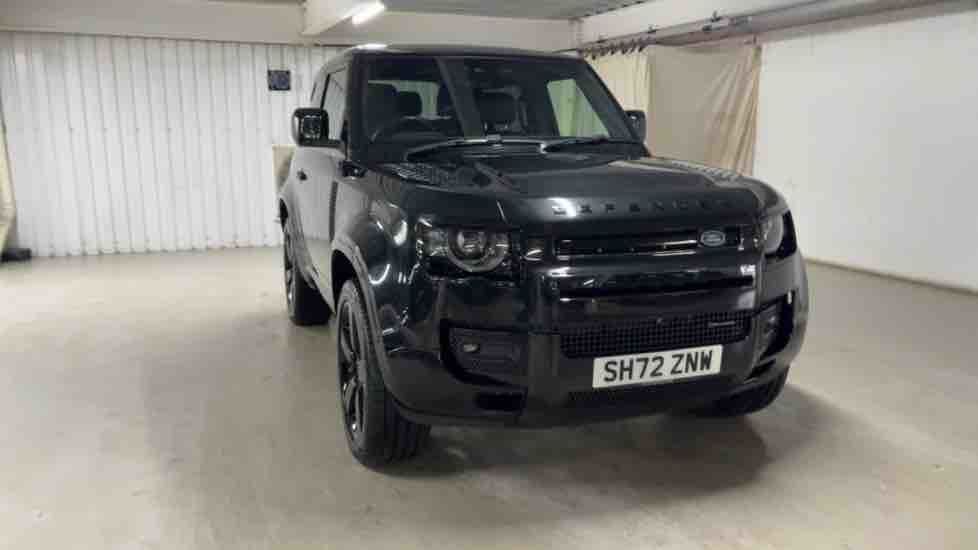 More views of Land Rover Defender 90