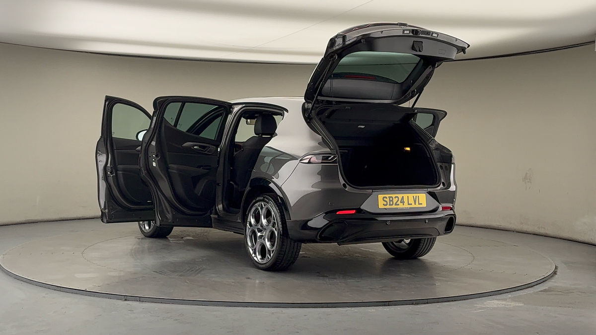 Alfa Romeo Tonale Image 23