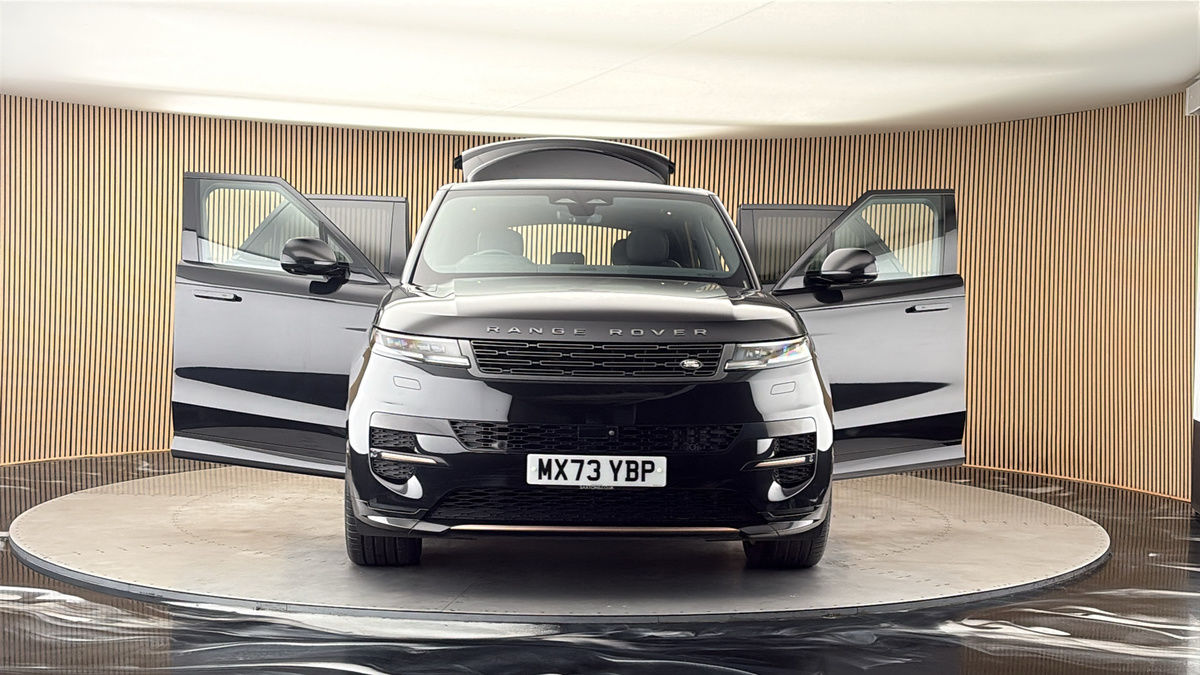 More views of Land Rover Range Rover Sport