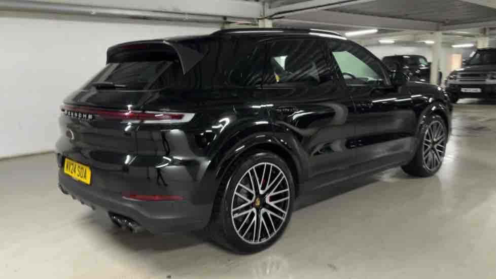 More views of Porsche Cayenne