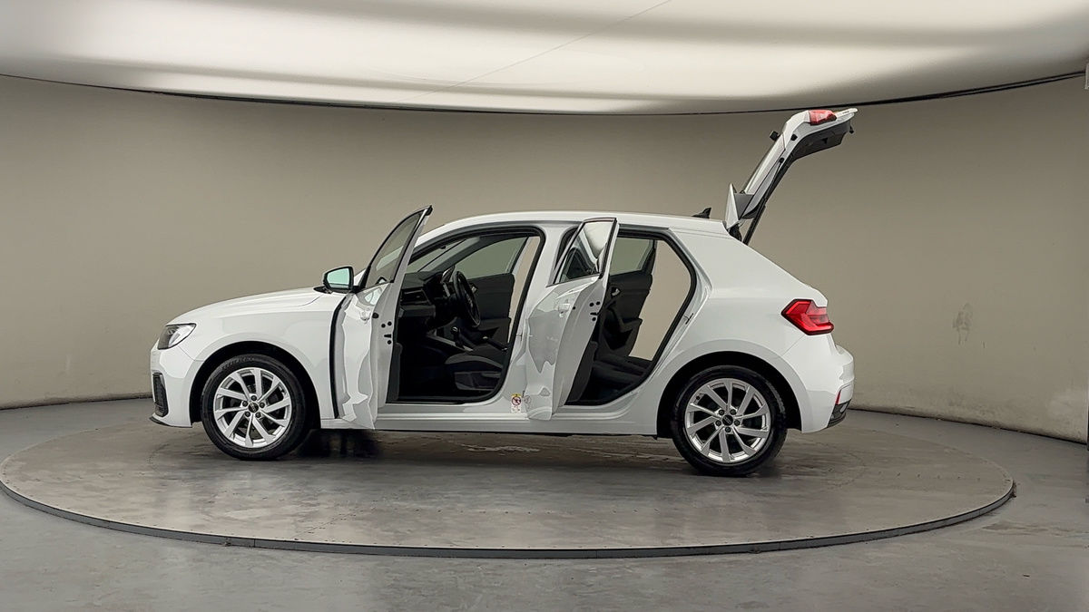 More views of Audi A1