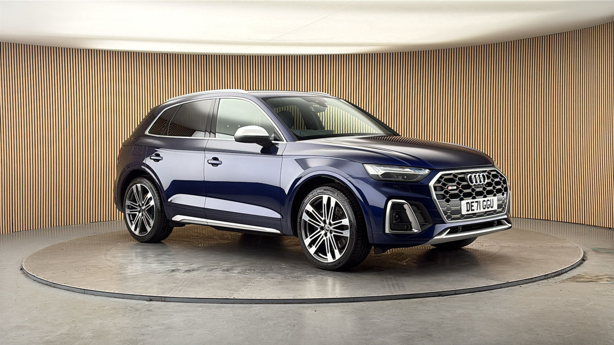 More views of Audi SQ5