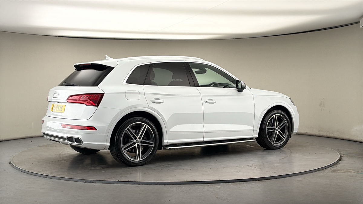 More views of Audi SQ5