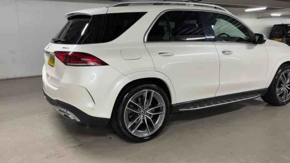 More views of Mercedes-Benz GLE