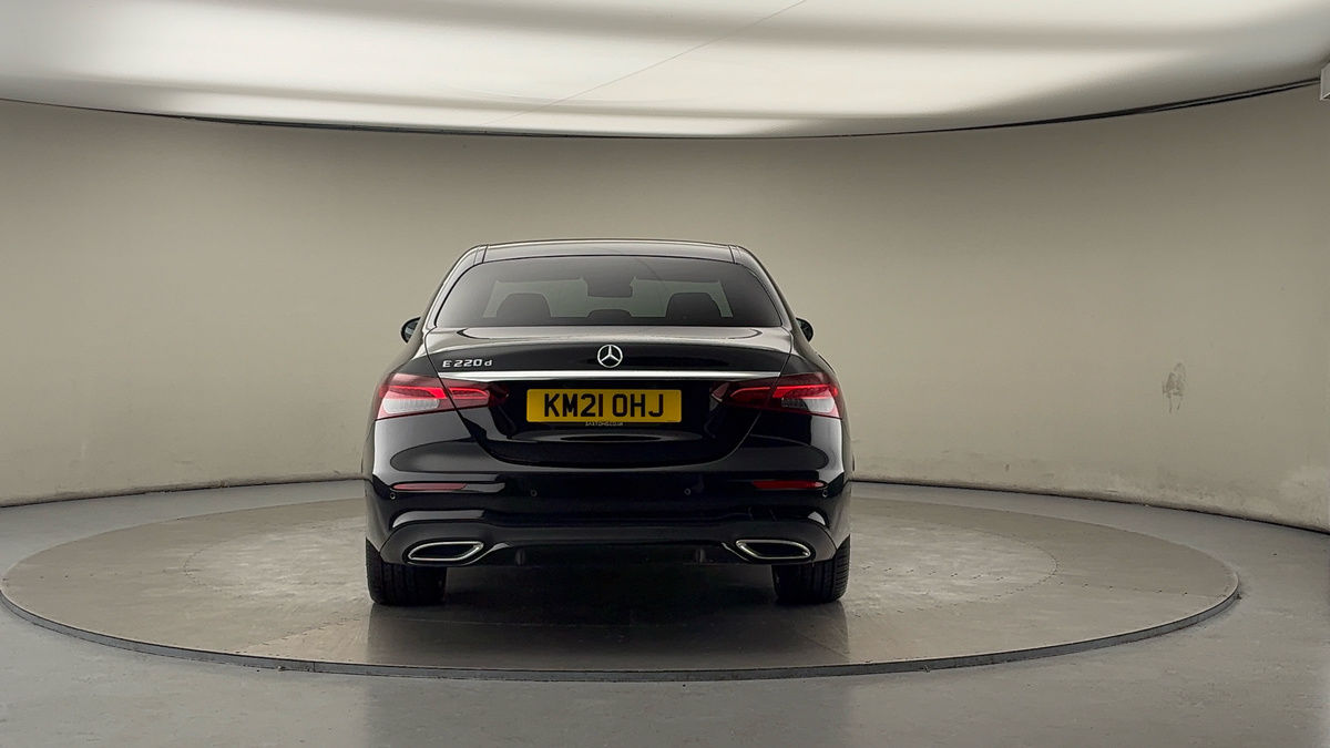 Mercedes-Benz E Class Image 4