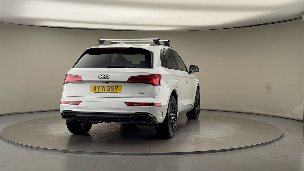 More views of Audi Q5