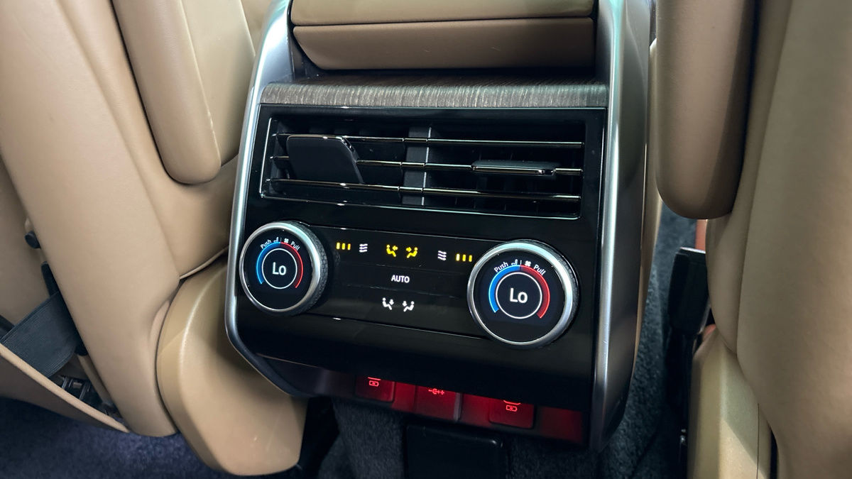 Land Rover Range Rover Image 25
