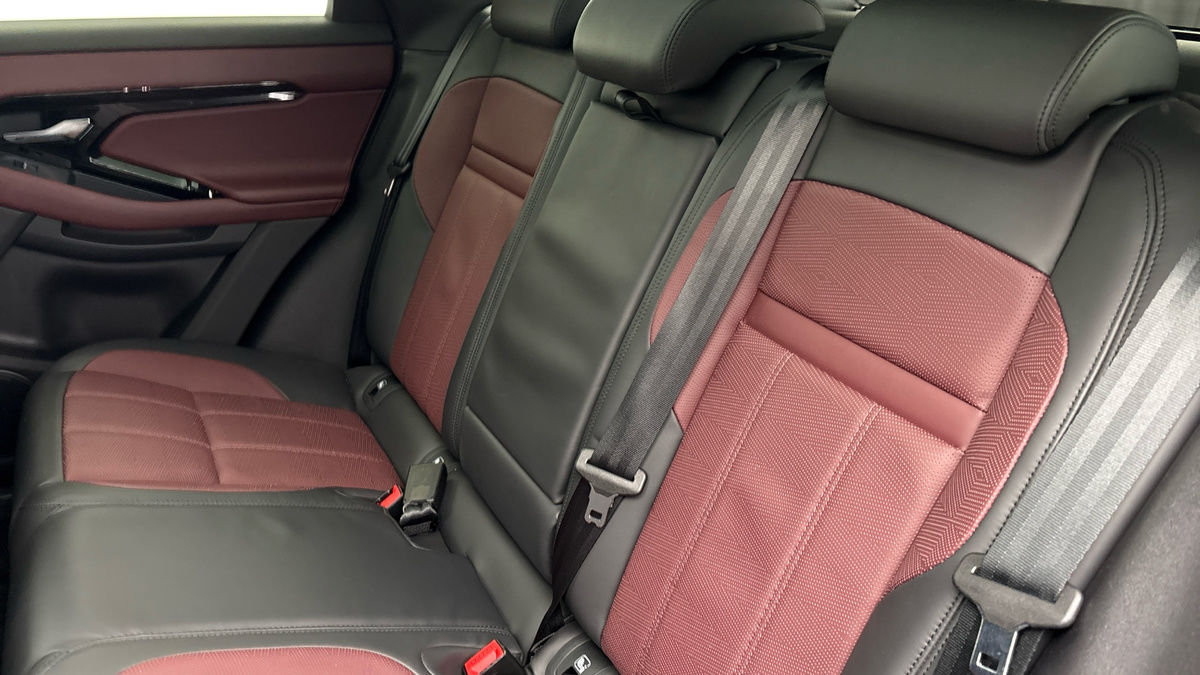 Land Rover Range Rover Evoque Image 8