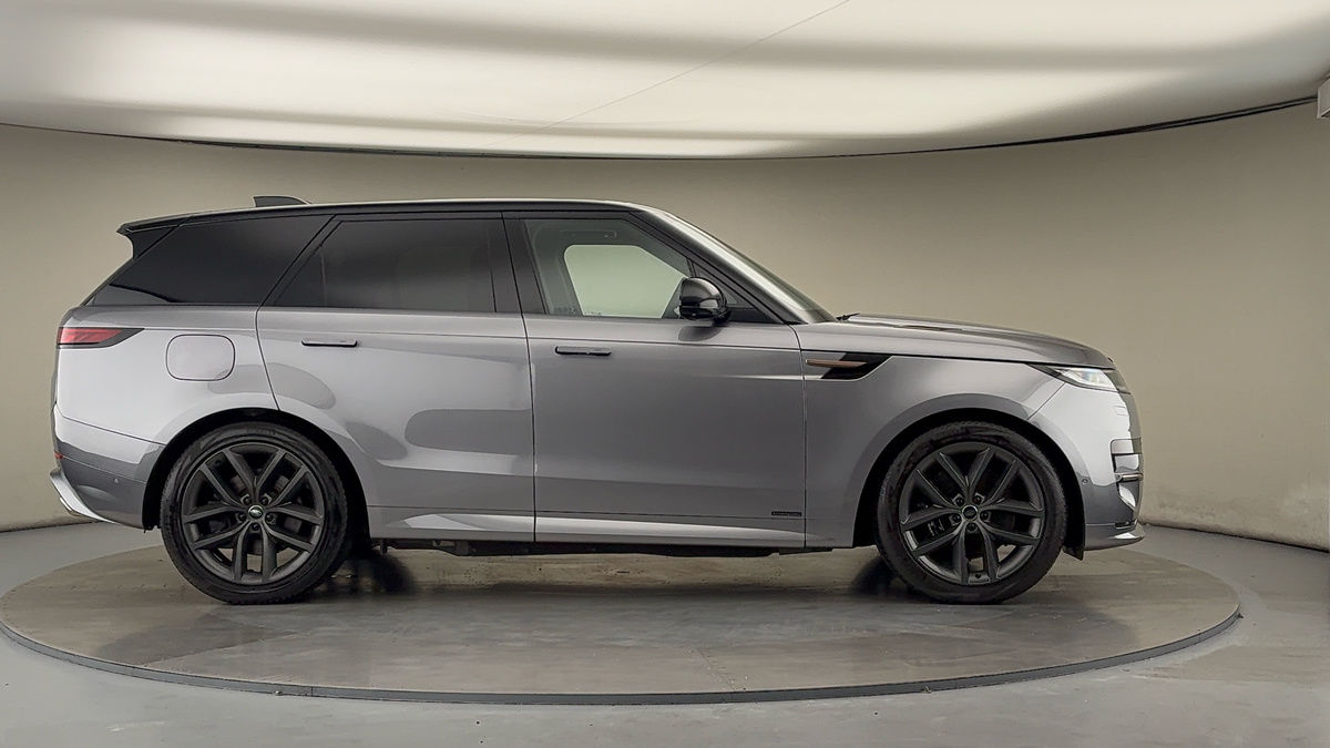 Land Rover Range Rover Sport Image 16