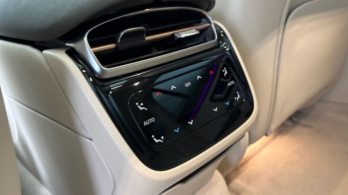 Mercedes-Benz EQS Image 35