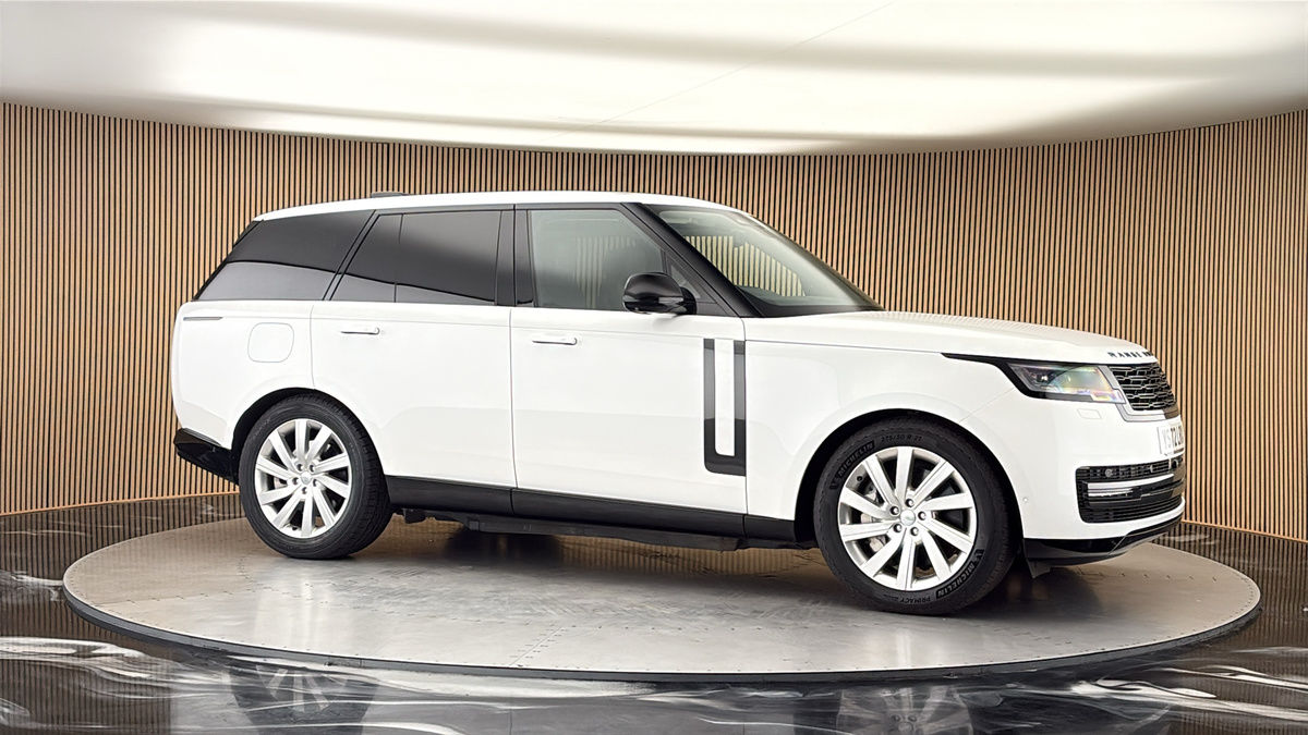 More views of Land Rover Range Rover