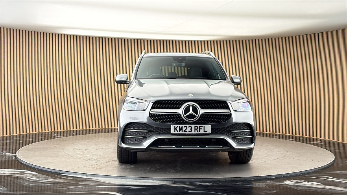 More views of Mercedes-Benz GLE