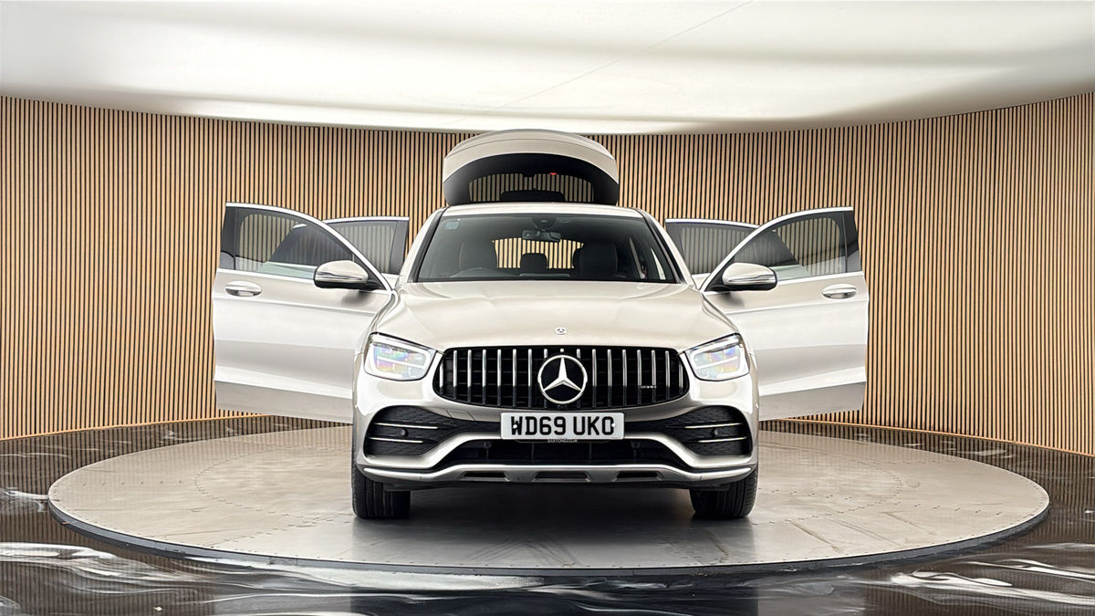 More views of Mercedes-Benz GLC