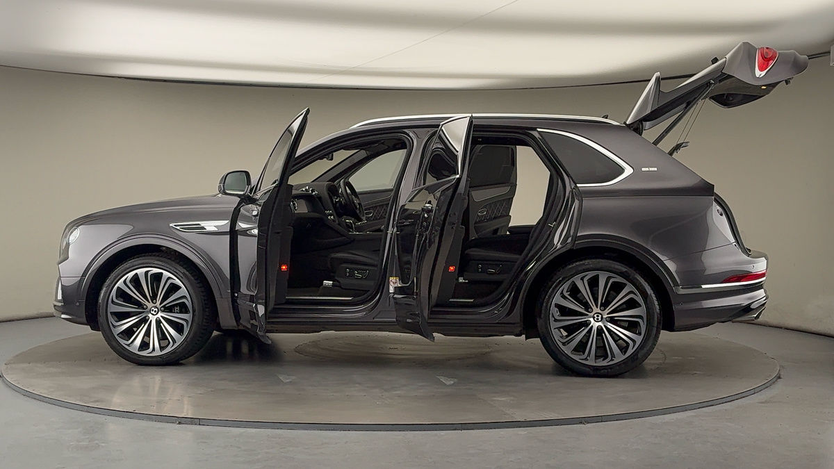 More views of Bentley Bentayga