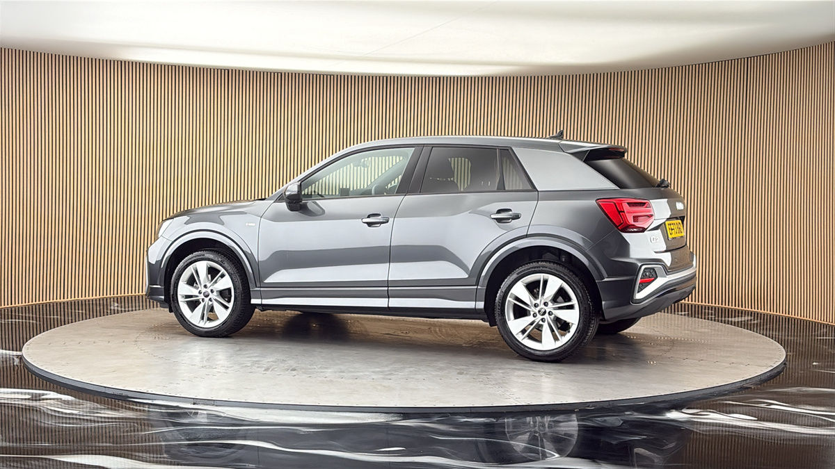 More views of Audi Q2