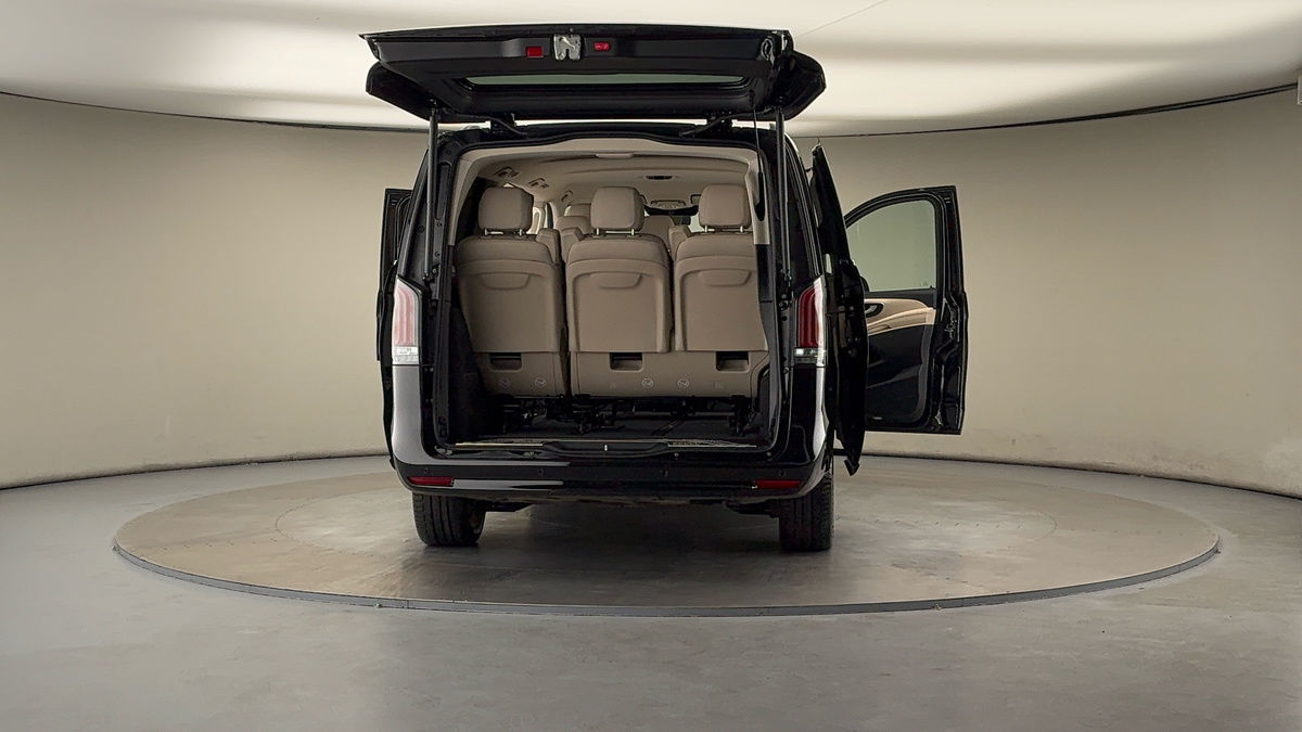 More views of Mercedes-Benz V Class