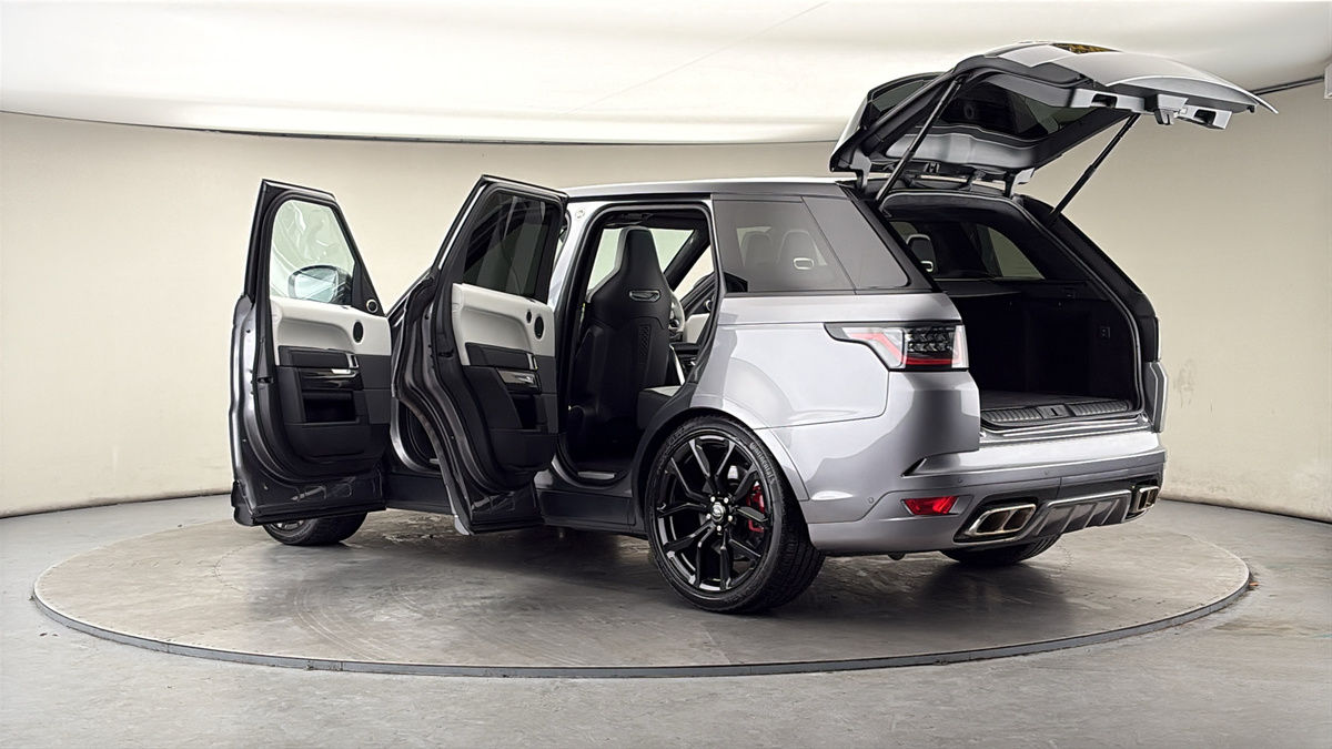 More views of Land Rover Range Rover Sport