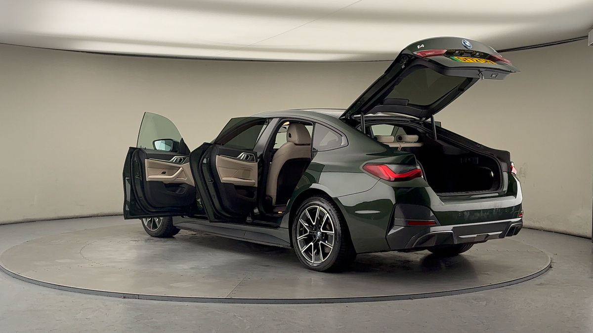 More views of BMW i4