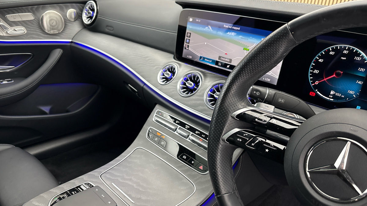 Mercedes-Benz E Class Image 18