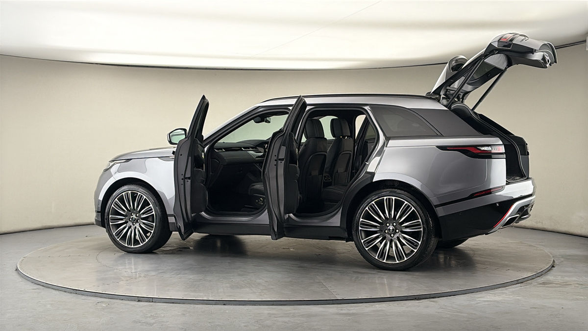 More views of Land Rover Range Rover Velar