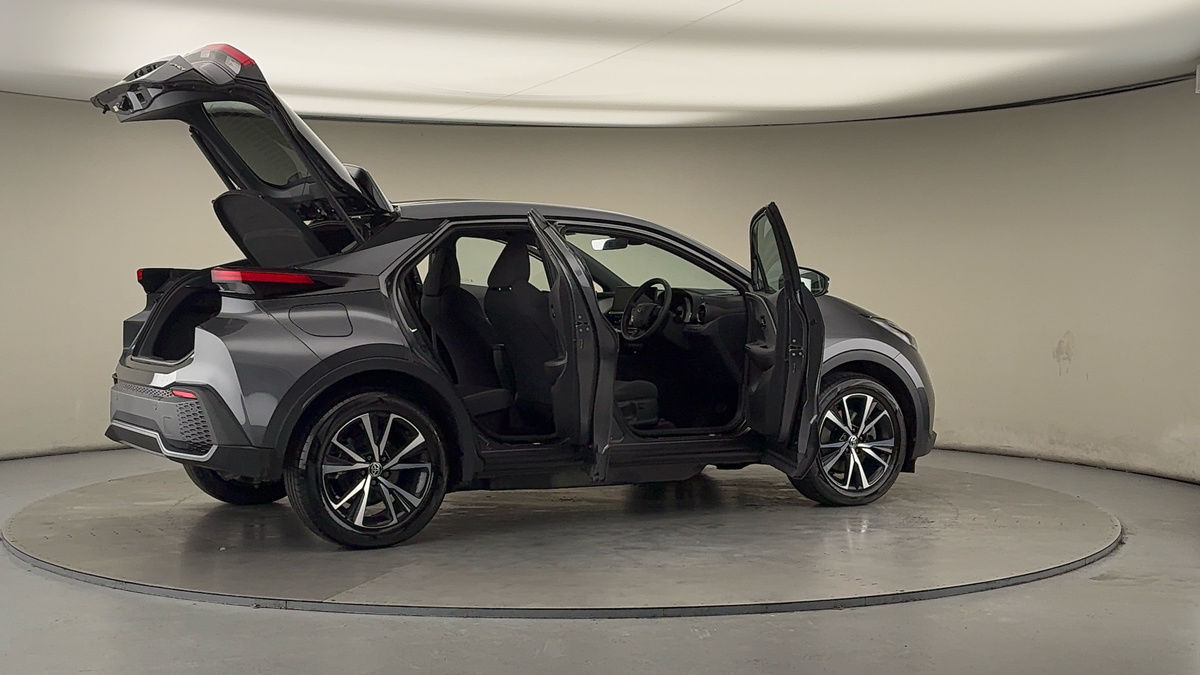 More views of Toyota C-HR