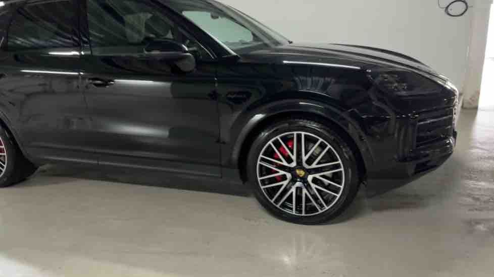 More views of Porsche Cayenne