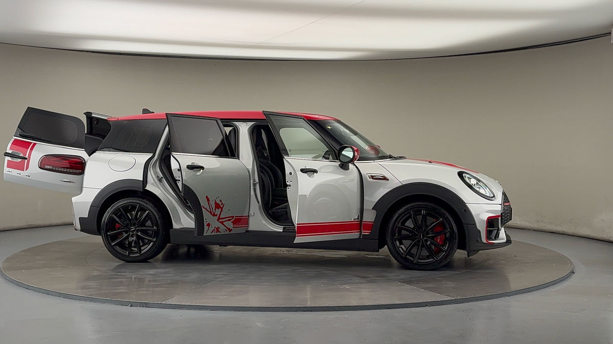More views of MINI Clubman