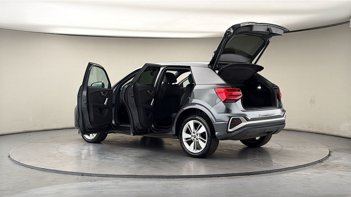 More views of Audi Q2