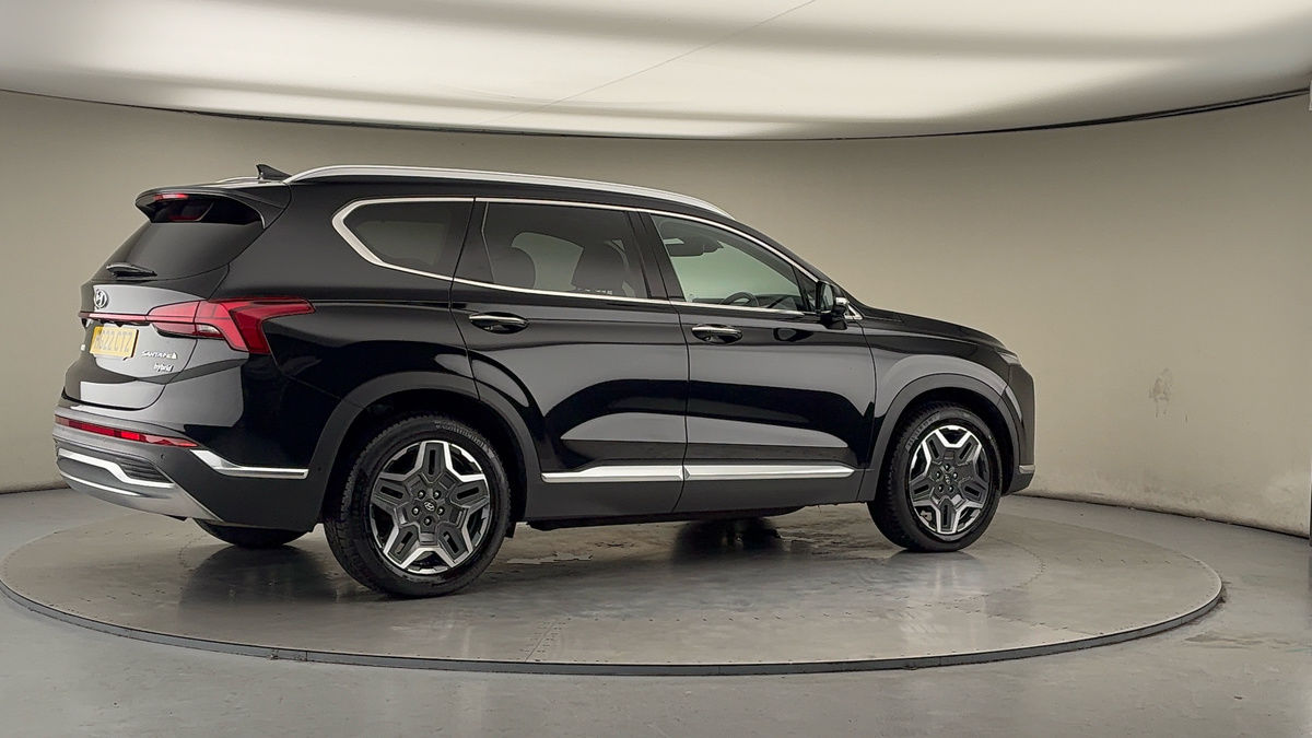 More views of Hyundai Santa Fe