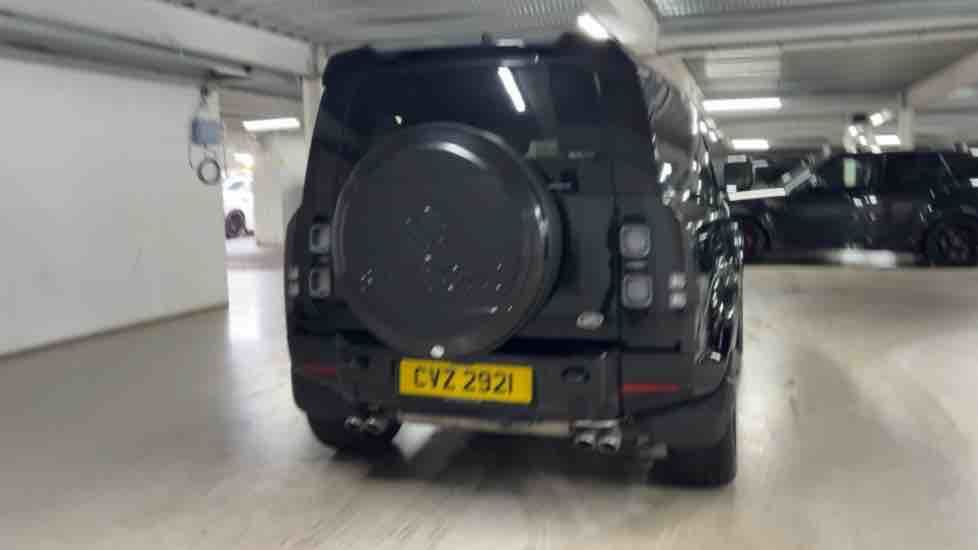 More views of Land Rover Defender 90