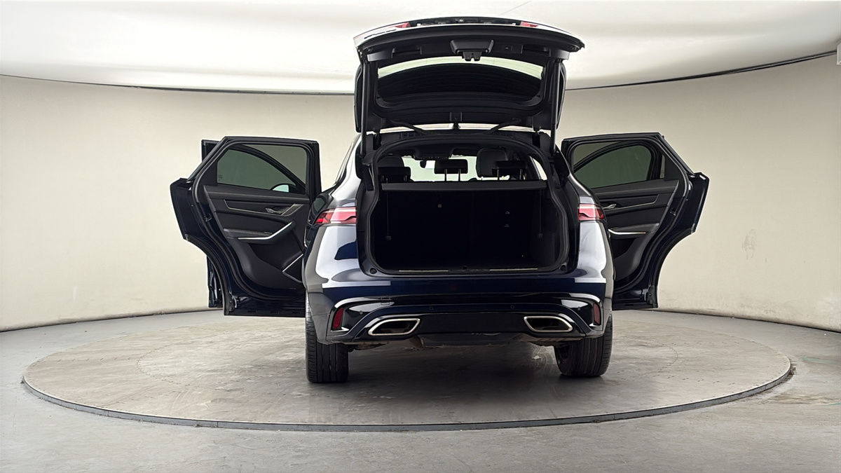 More views of Jaguar F-PACE