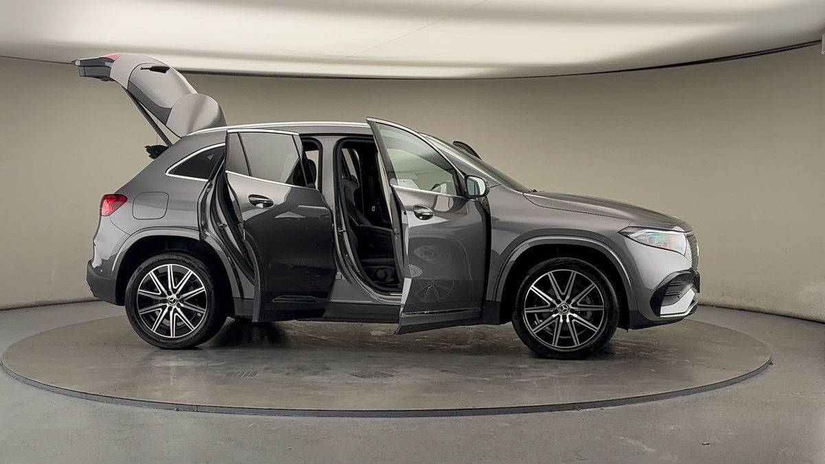 More views of Mercedes-Benz EQA