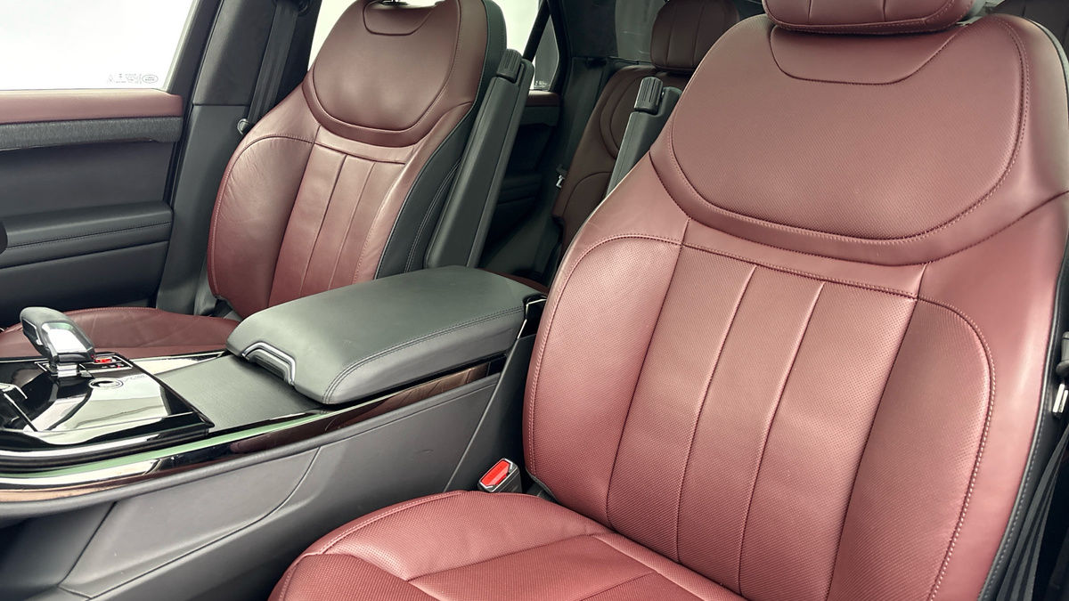 Land Rover Range Rover Sport Image 7