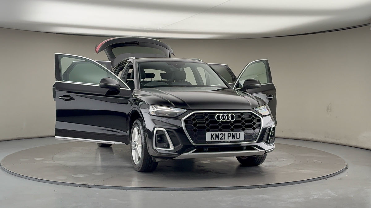 More views of Audi Q5