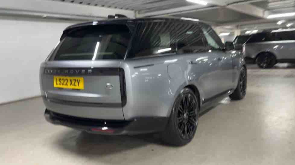 More views of Land Rover Range Rover